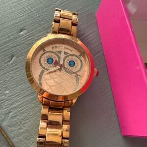 Betsey Johnson Watches for Women on Sale up to 90% Off: Poshmark display picture 2
